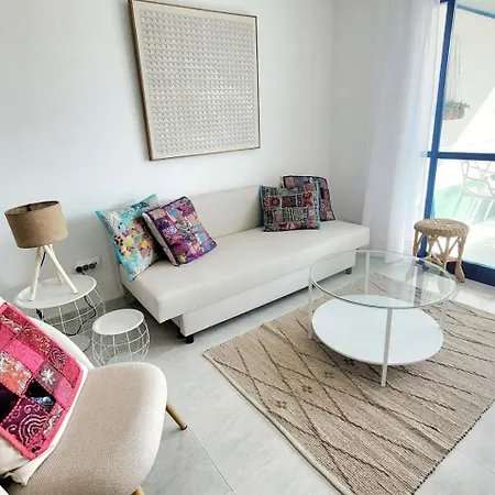 Sea View Puerto Apartment